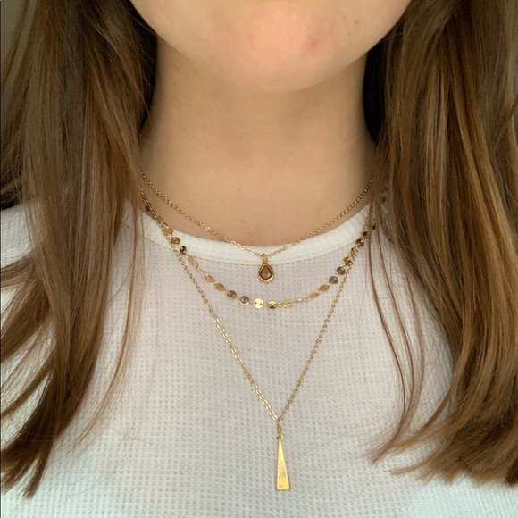 Brandy Melville Jewelry - Gold Layered Necklace